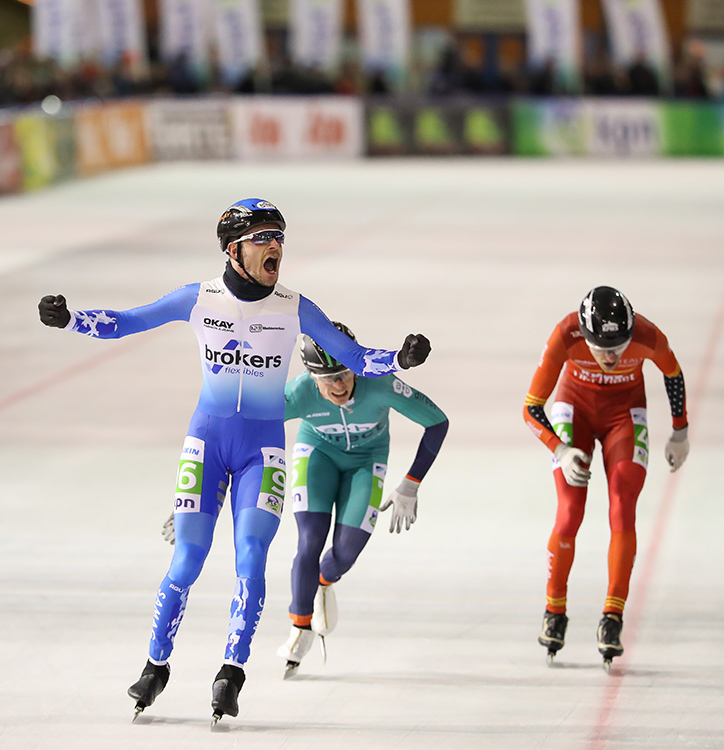 brokers-kunststoffen-sponsoring-schaatsteam-peter-michael-win