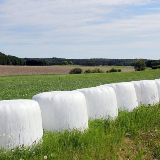 landbouwfolie-wikkelfolie-witte-balen